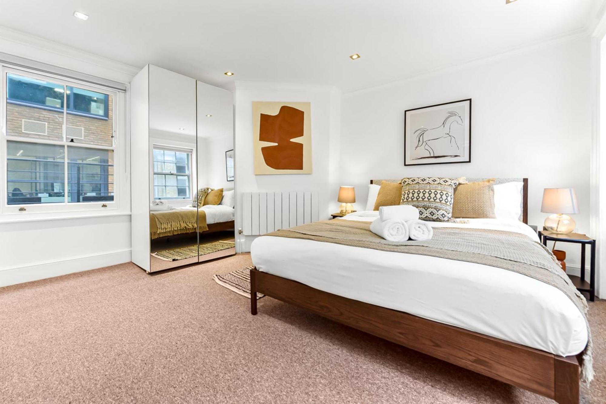 Piccadilly House! Villa ลอนดอน ภายนอก รูปภาพ