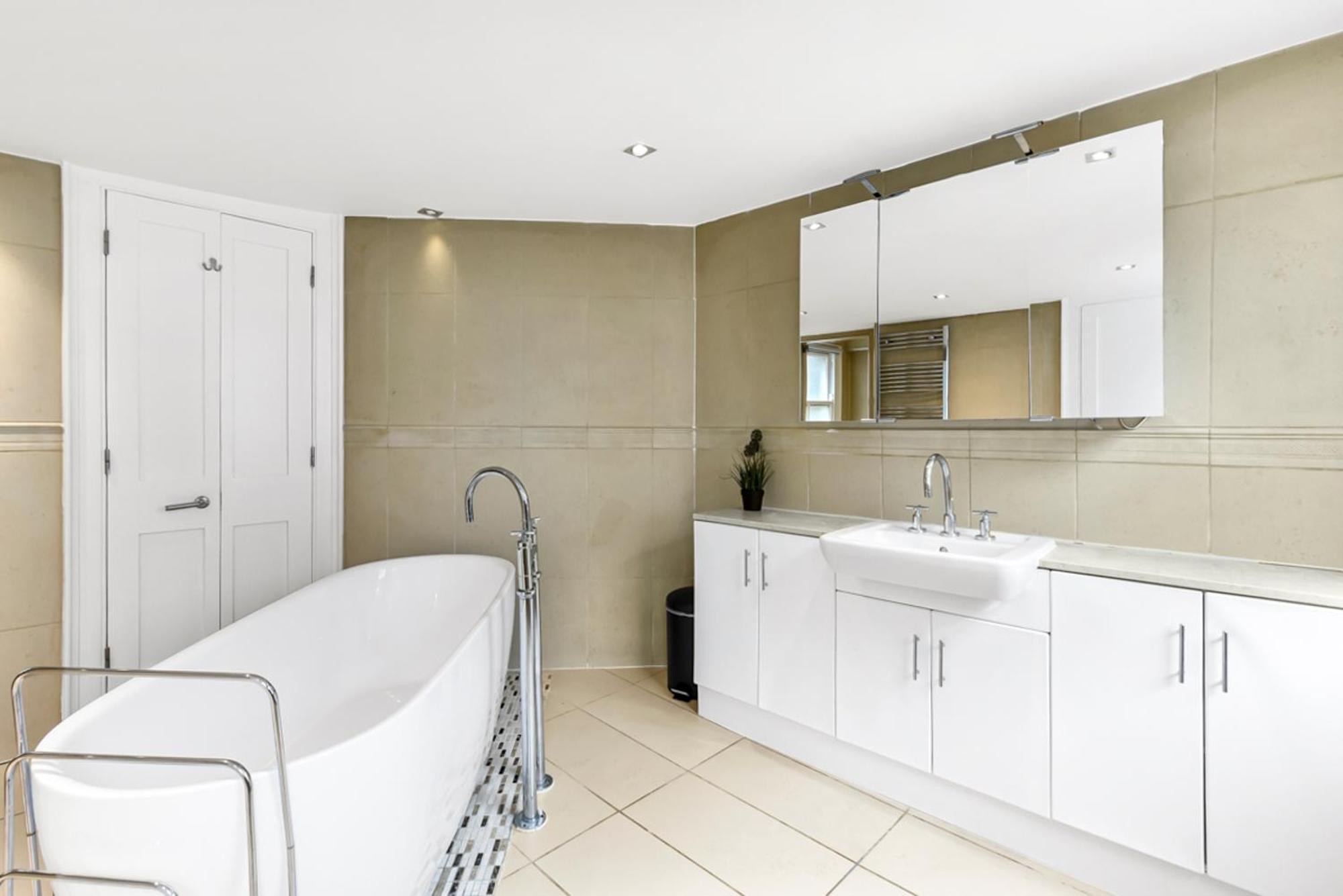 Piccadilly House! Villa ลอนดอน ภายนอก รูปภาพ